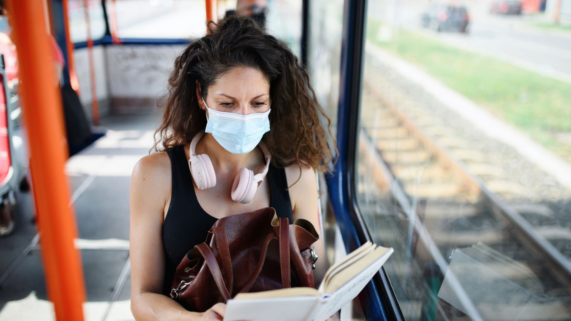 Health conditions that elevate the risk of severe COVID-19