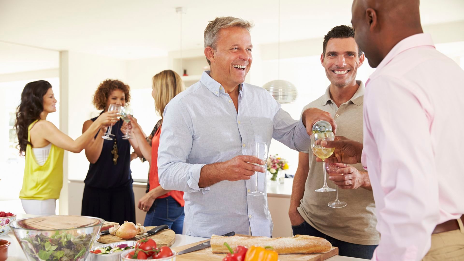 5 ways to maintain your social life with RA