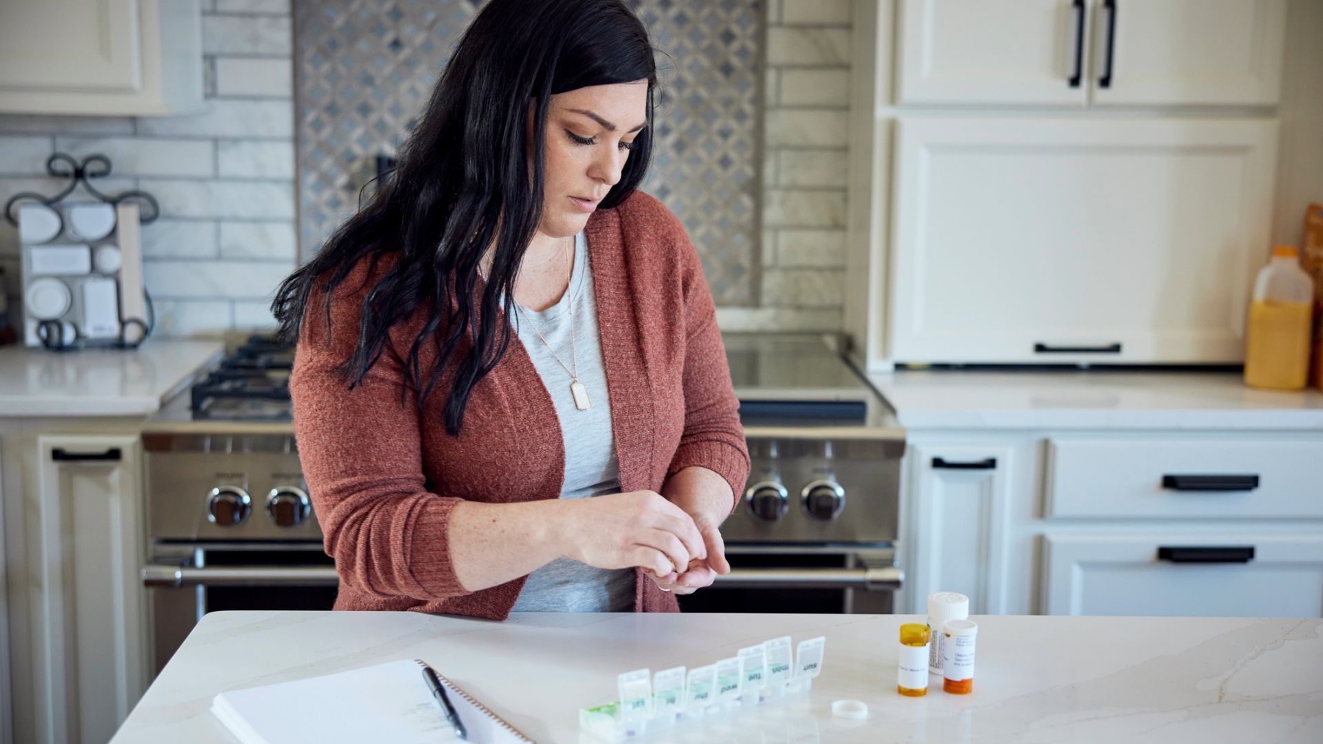 How to help a loved one with PAH manage multiple medications