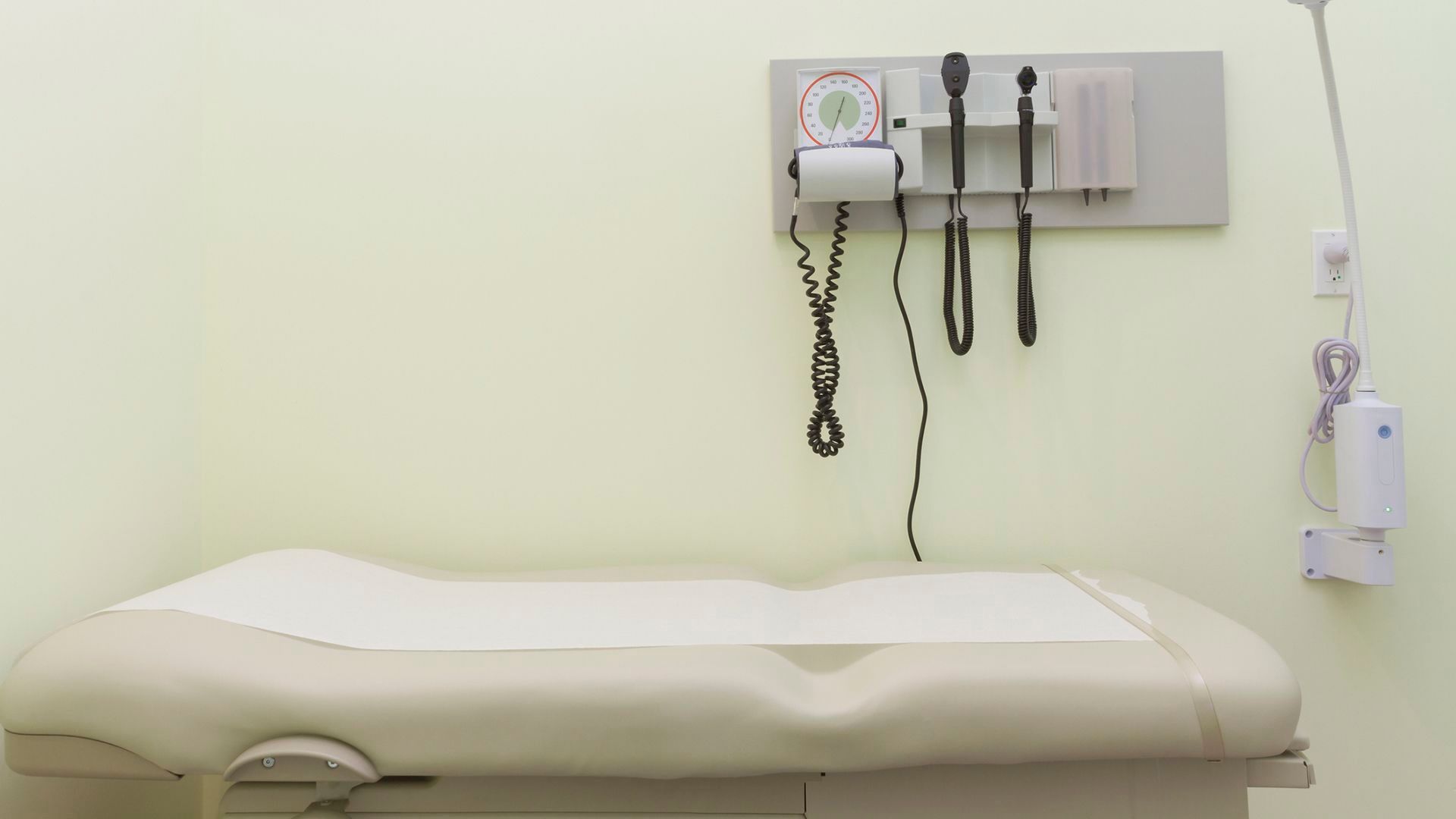 How are IBS and CIC diagnosed?