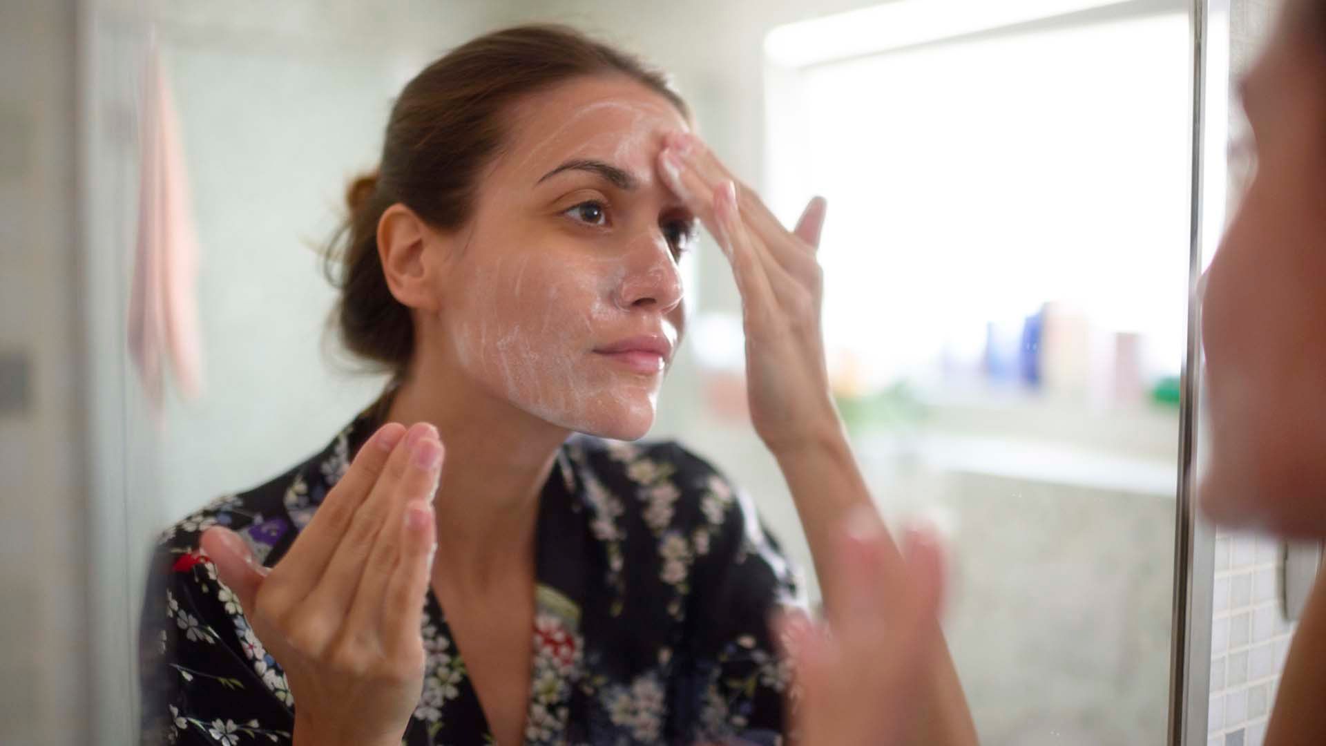 A quick guide to different acne medications